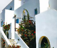 Fil Franck Tours - Hotels in Santorini - MELINA HOTEL